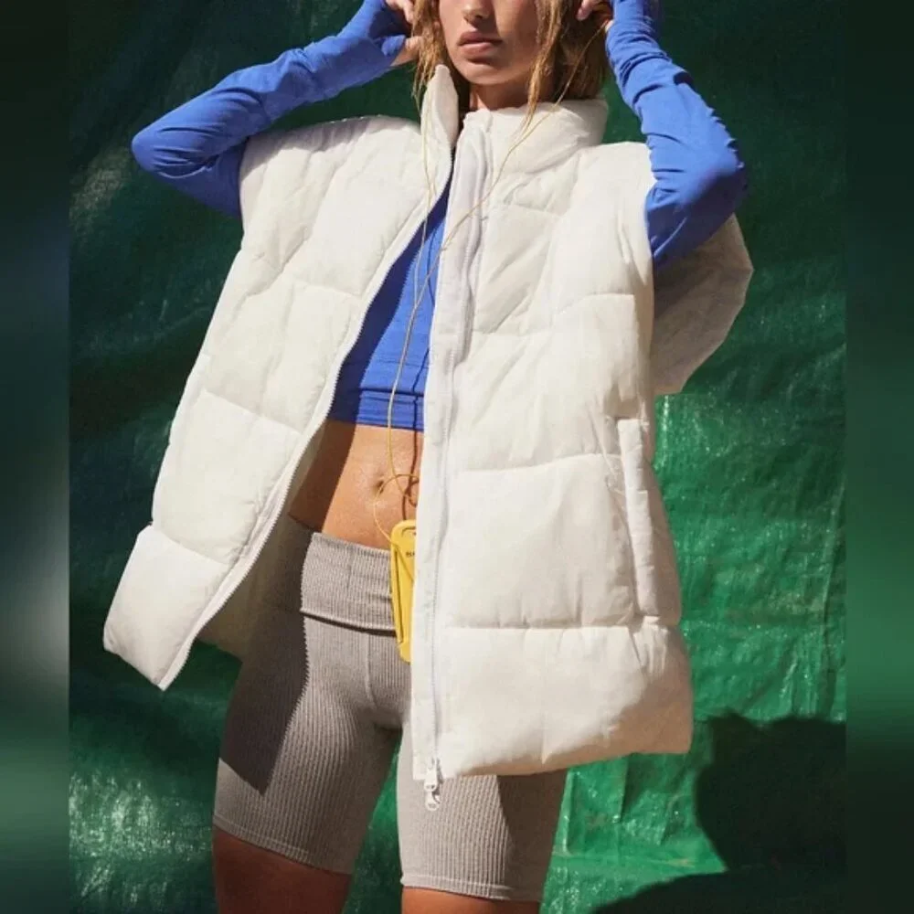 NWT FP MOVEMENT by FREE PEOPLE "In a Bubble" Oversize Puffer Vest Jacket White M - Picture 2 of 12